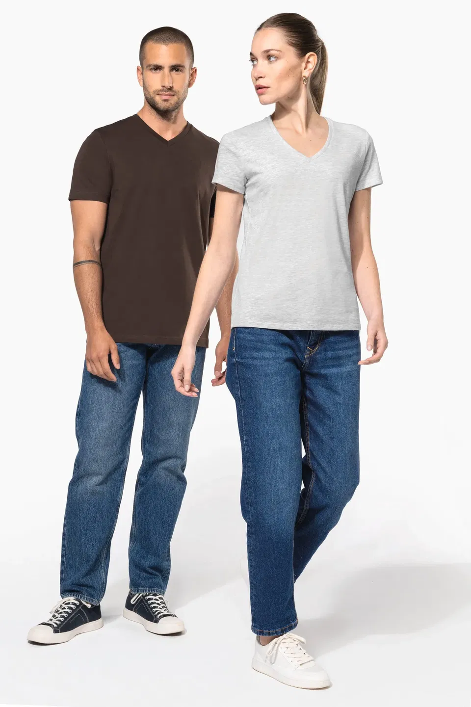 Camiseta manga corta y cuello de pico