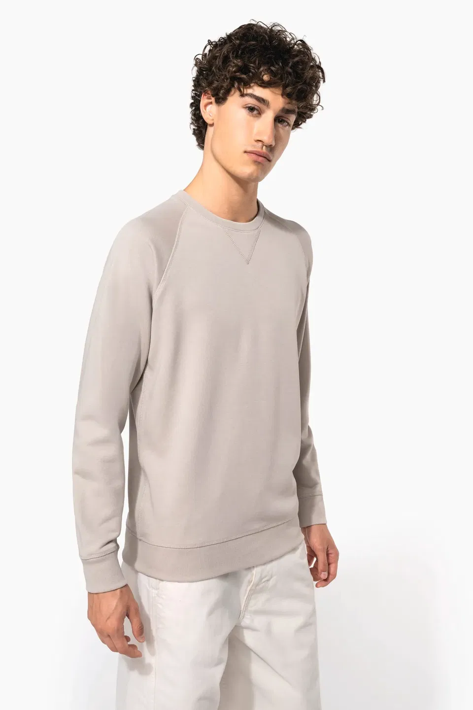 Sudadera algodón orgánico con cuello redondo y mangas raglán de hombre