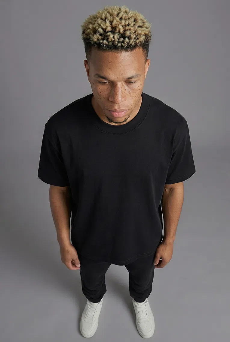 SAREK TEE