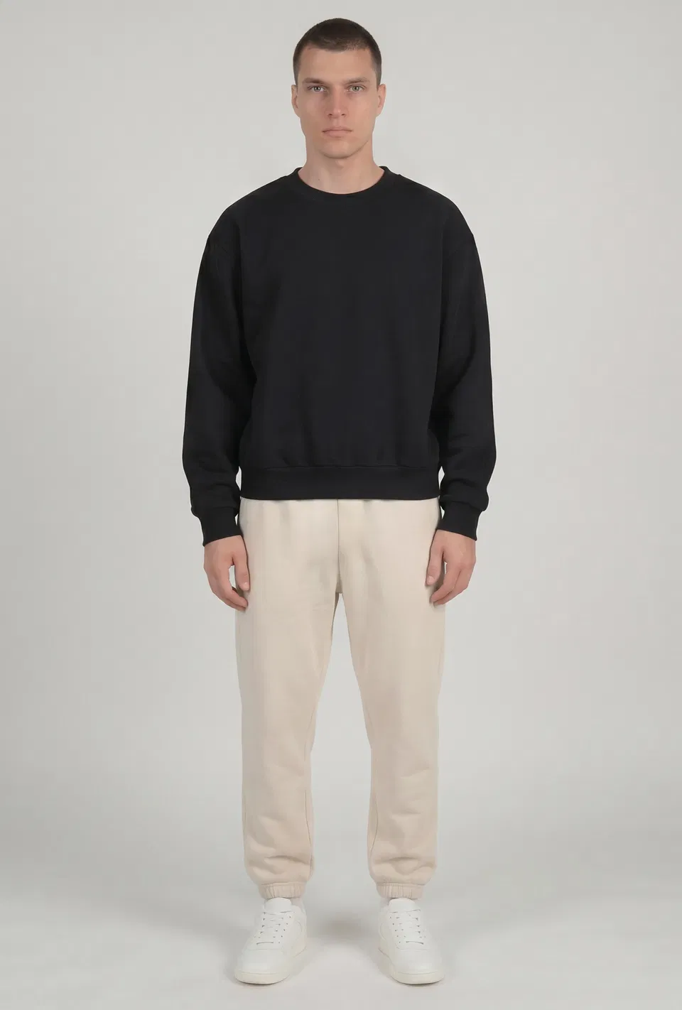LEVI CREWNECK