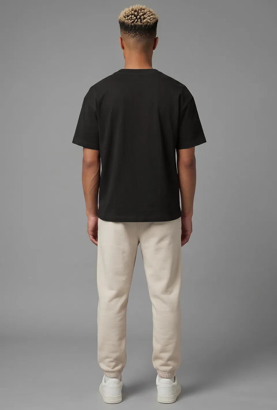 LEVI TEE