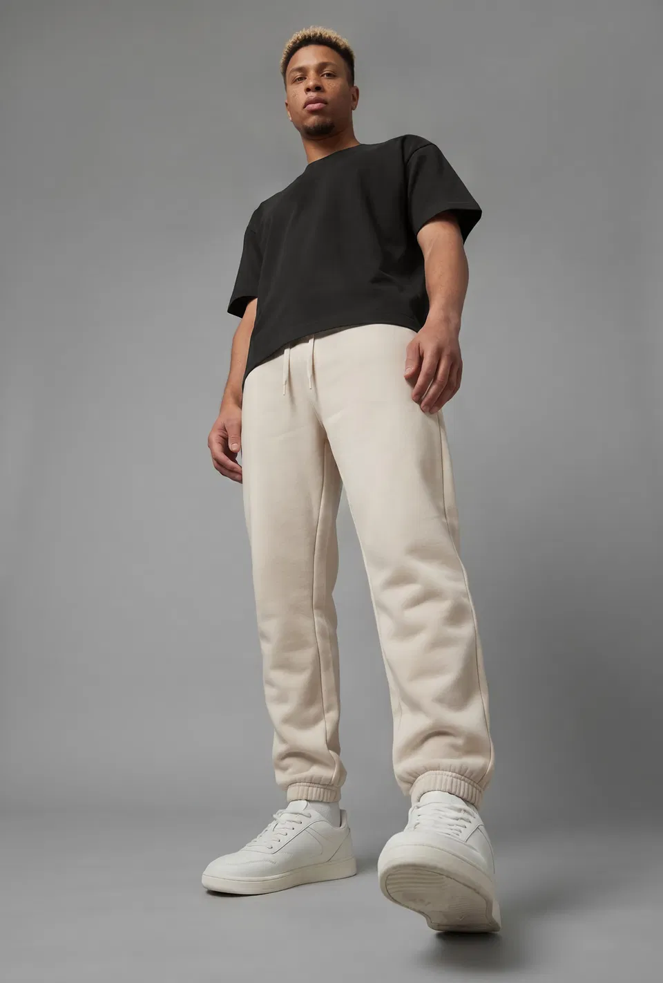 LEVI TEE