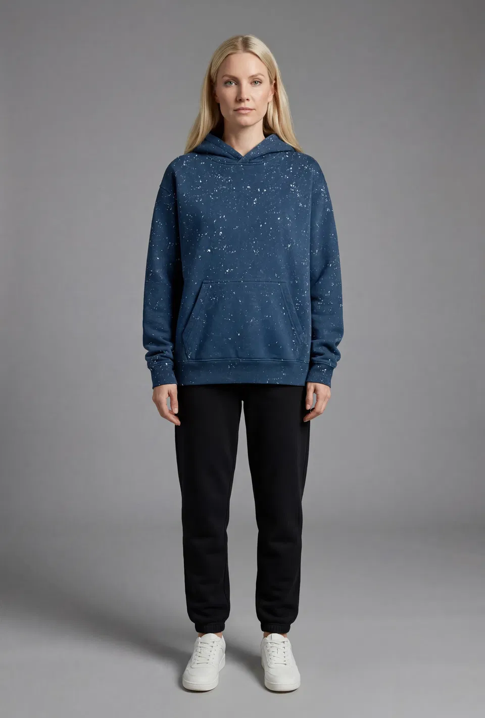 OVERSIZED HOODIE 