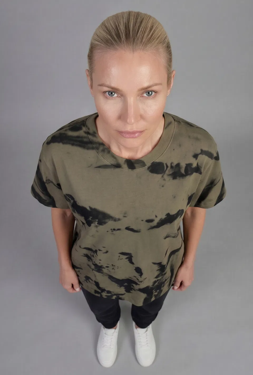 OVERSIZED TEE